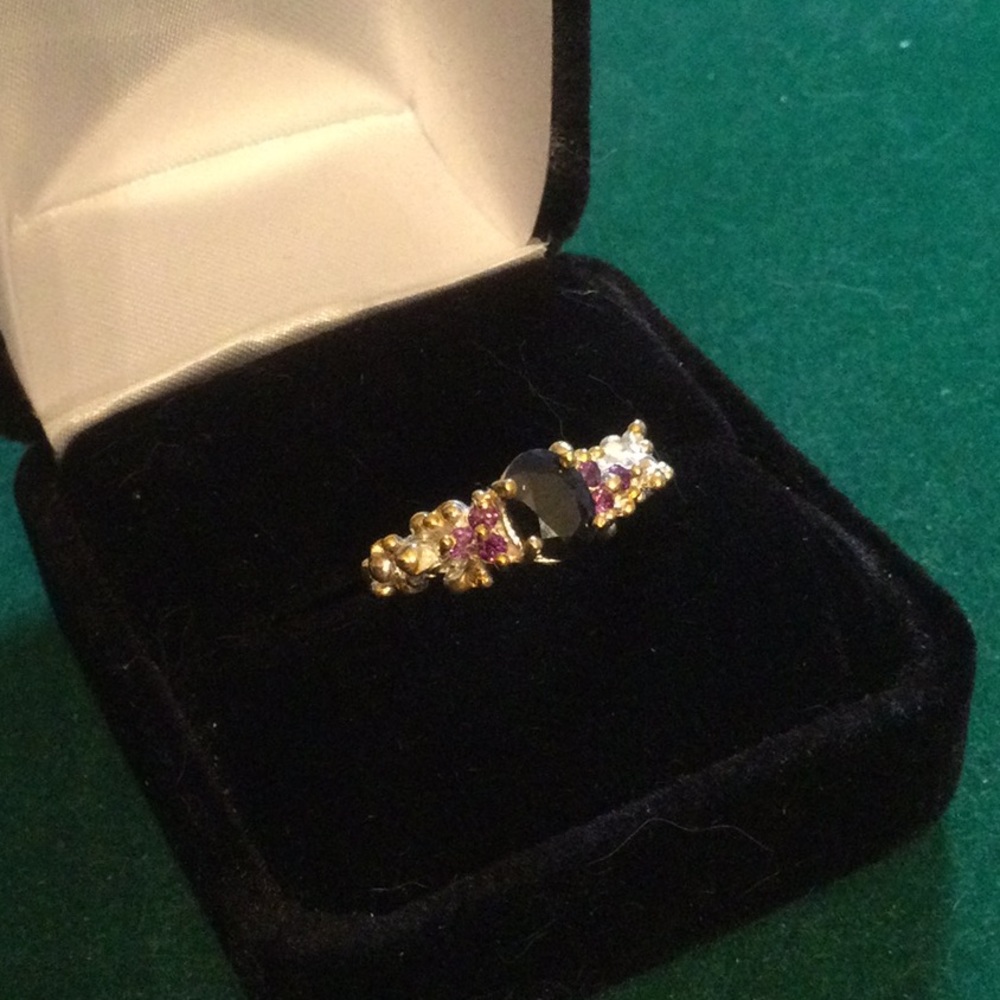 Elegant Genuine Sapphire & Amethyst Ring - Picture 3 of 12